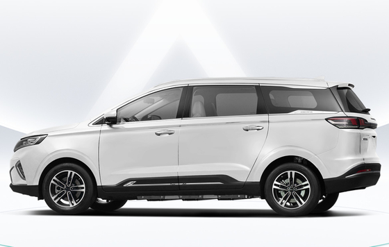 Dayun Yuanzhi Mpv EVの電気自動車7は家族の長い旅行のために運転する405Kmをつける